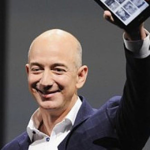 Zakladatel a stále majitel společnosti Amazon si koupil noviny za čtvrt miliardy dolarů